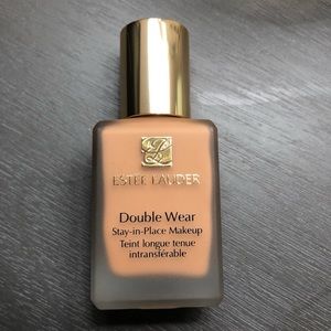 Estée Lauder Double wear Foundation